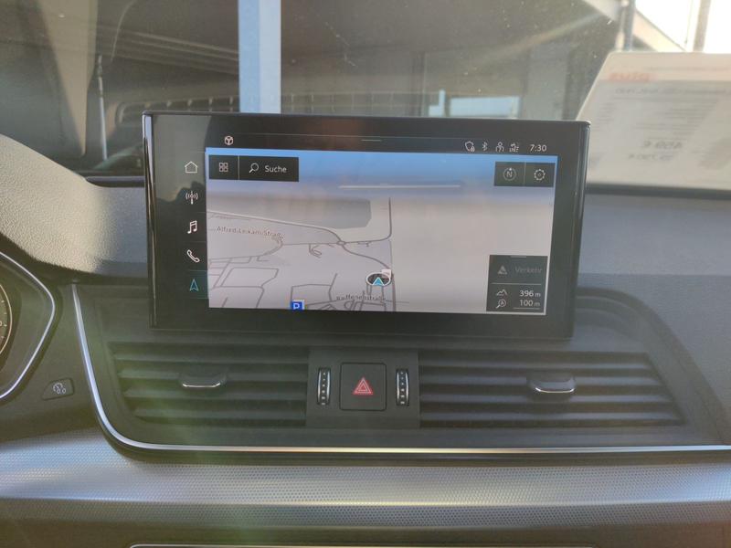 Audi Q5 50 TFSI e q. S-Tronic Advanced, LED, AHK, HUD — photo 12