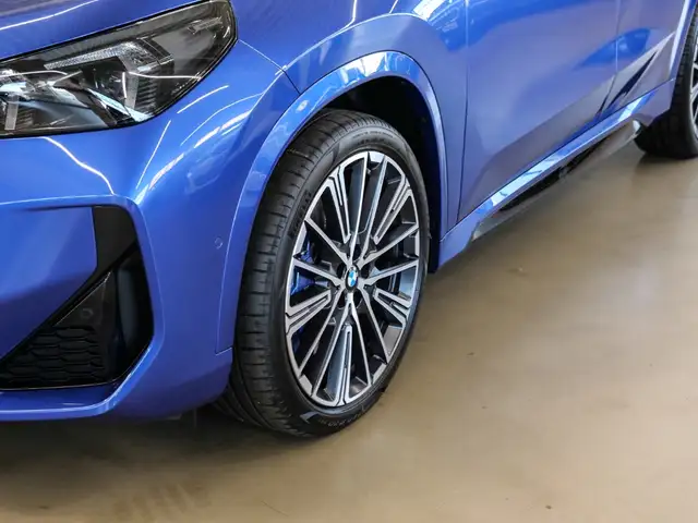 BMW X1 view 6