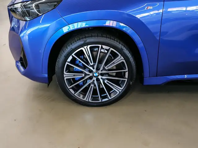 BMW X1 view 7