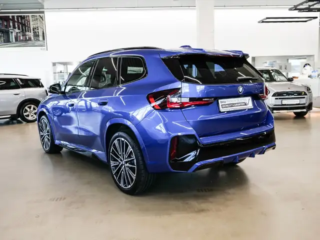 BMW X1 view 2