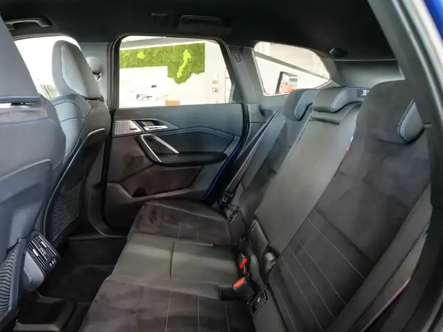 BMW X1 view 11