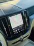 Volvo XC60 B4 Momentum Pro AWD Aut. Negro - thumbnail 3