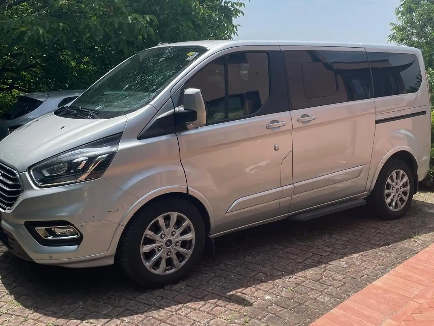 Ford Transit Custom Grigio - 1