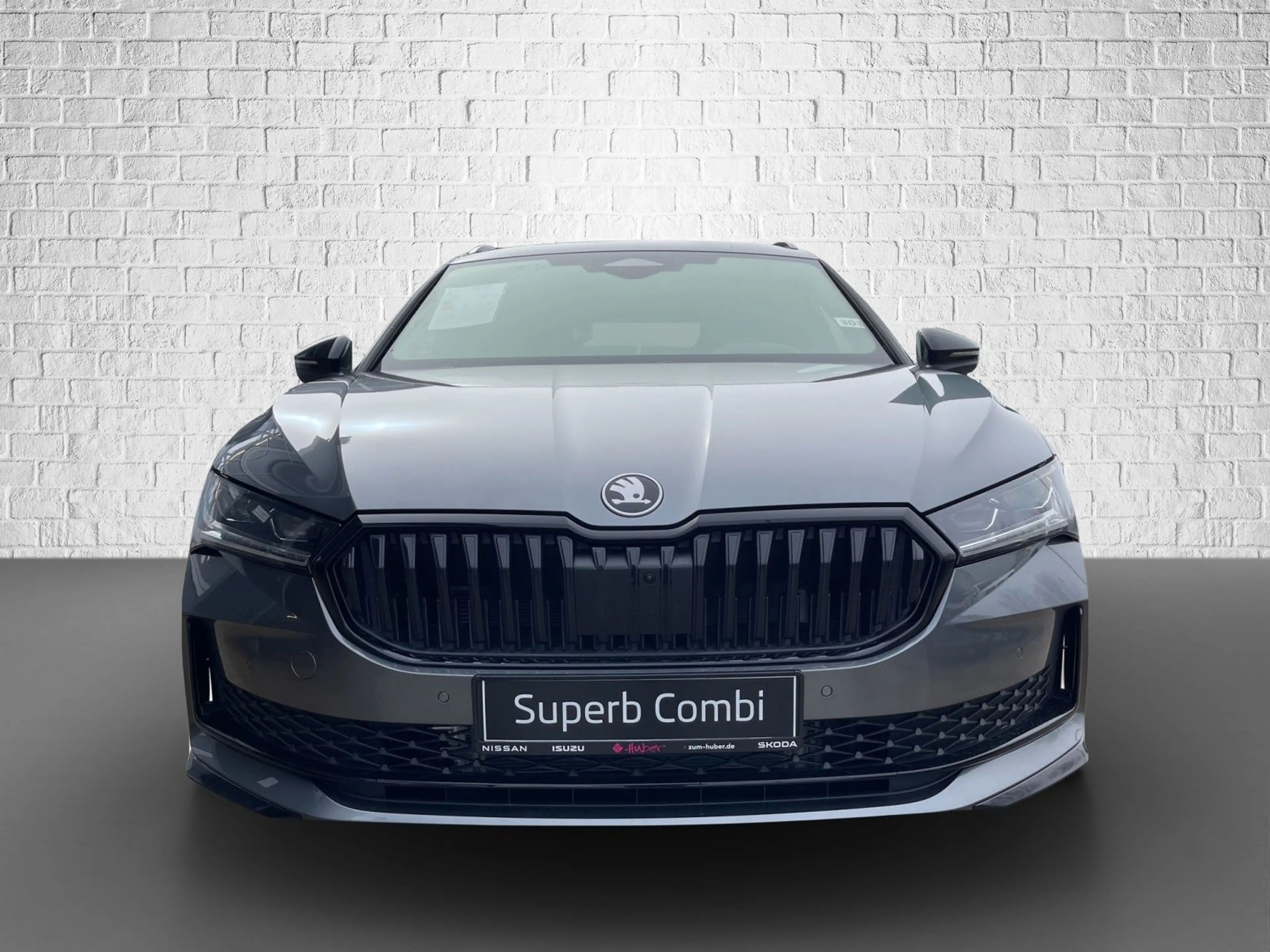 Skoda Superb Combi 2,0 TDI DSG 4x4 - Sportline — photo 8