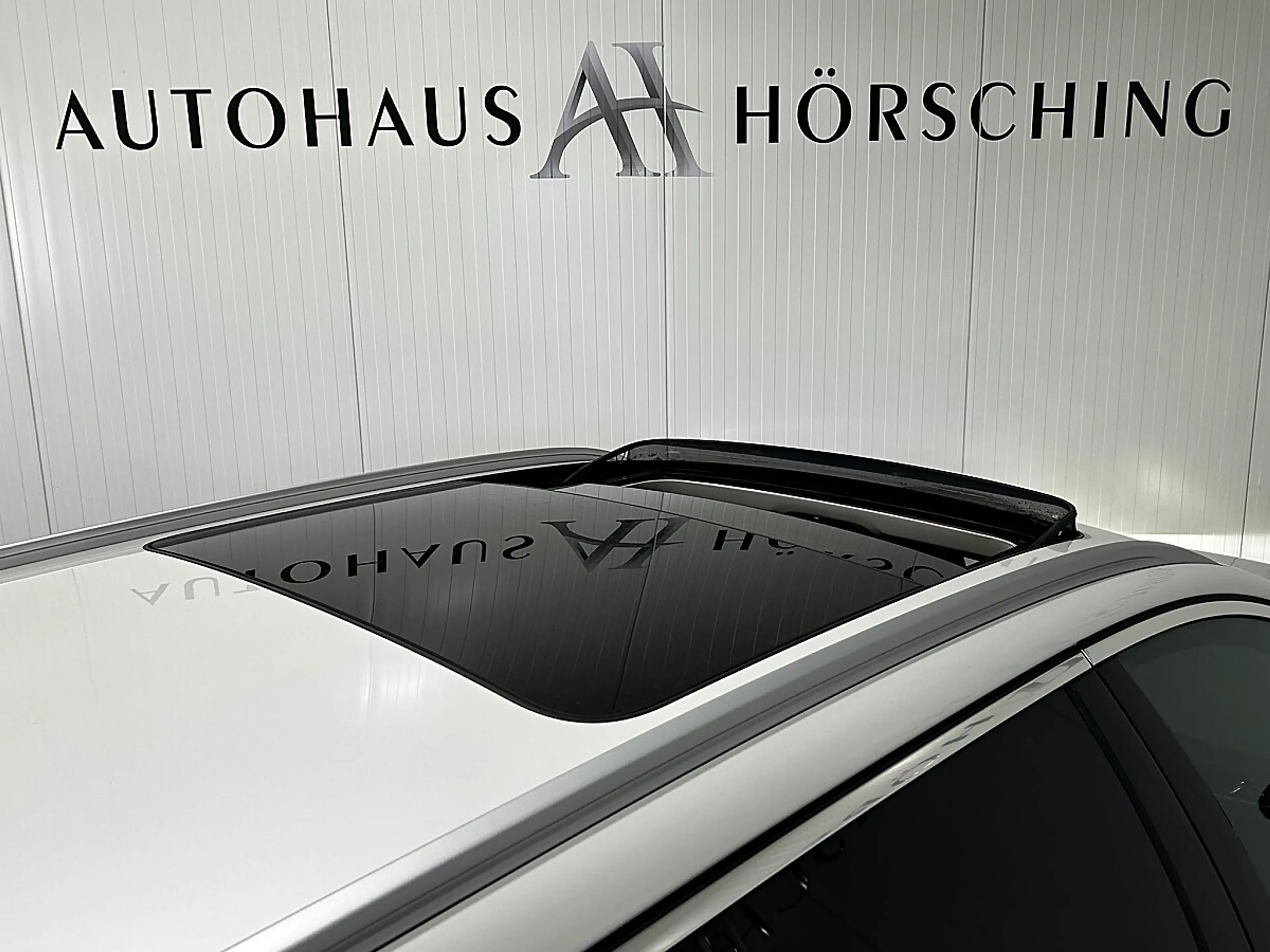BMW 520 d Touring Aut.//PANO//HEAD-UP//AMBIENTE// — photo 8