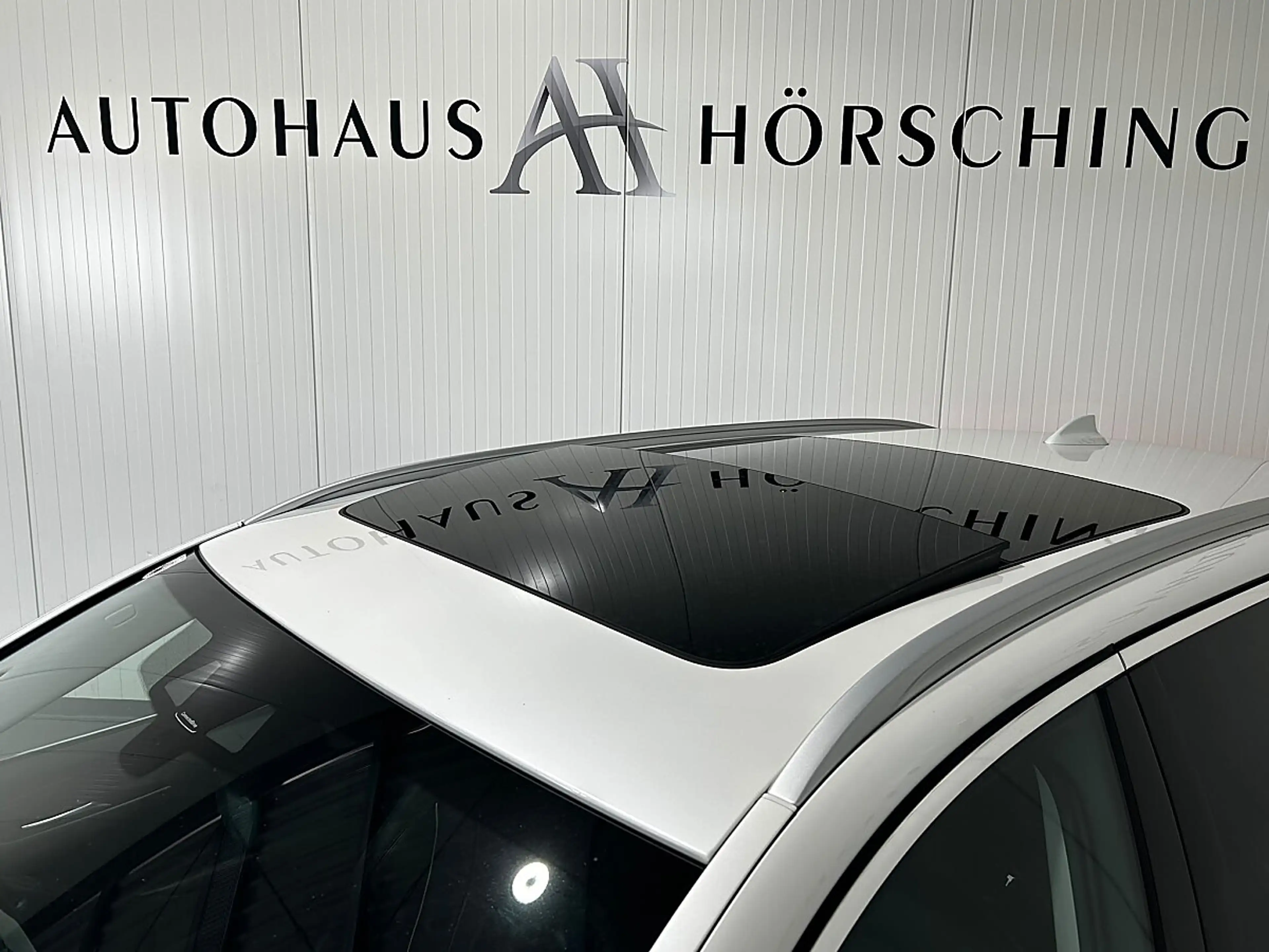 BMW 520 d Touring Aut.//PANO//HEAD-UP//AMBIENTE// — photo 4