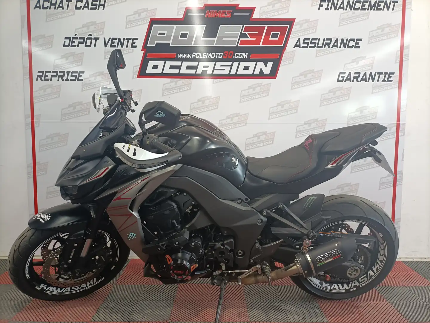 Kawasaki Z 1000 Negro - 2