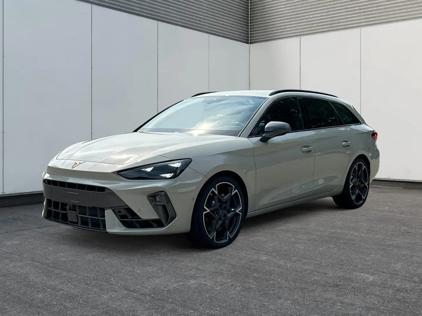 CUPRA Leon Sportstourer VZ ST NAVI+SENNHEISER+KAMERA+EL.HE... Gri - 1