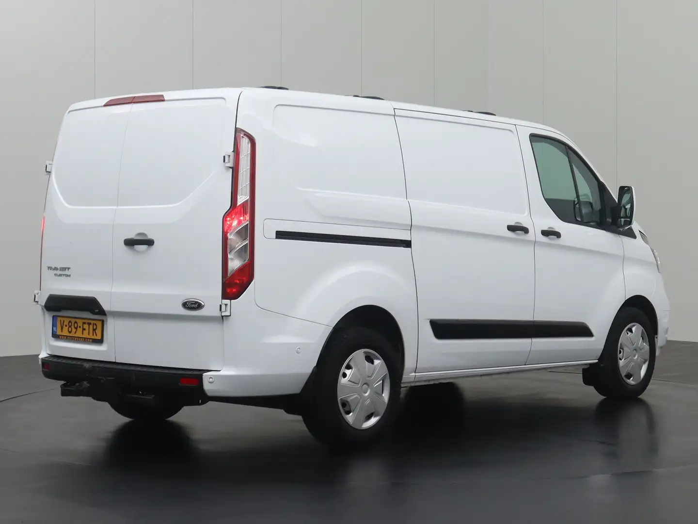 Ford Transit Custom 2.0TDCi 170PK | Kastinrichting | Navigatie | Camer Wit - 2