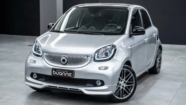 smart forFour BRABUS XCLUSIVE 0.9 T 109CV TWINAMIC PELLE CAM UFF. ITA