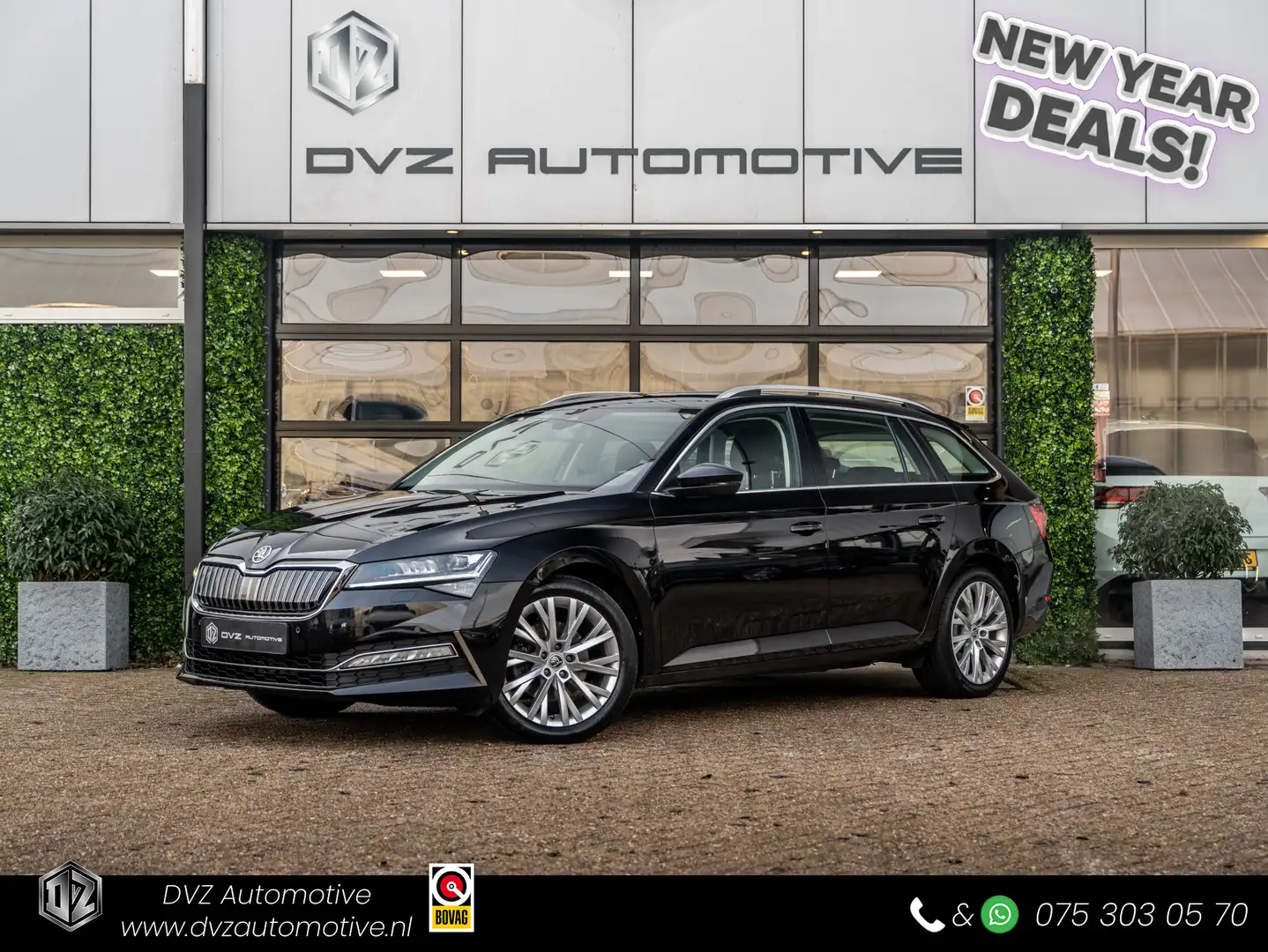Skoda Superb Combi 1.4 TSI iV Business Edition Plus | Memory | Schwarz - 1