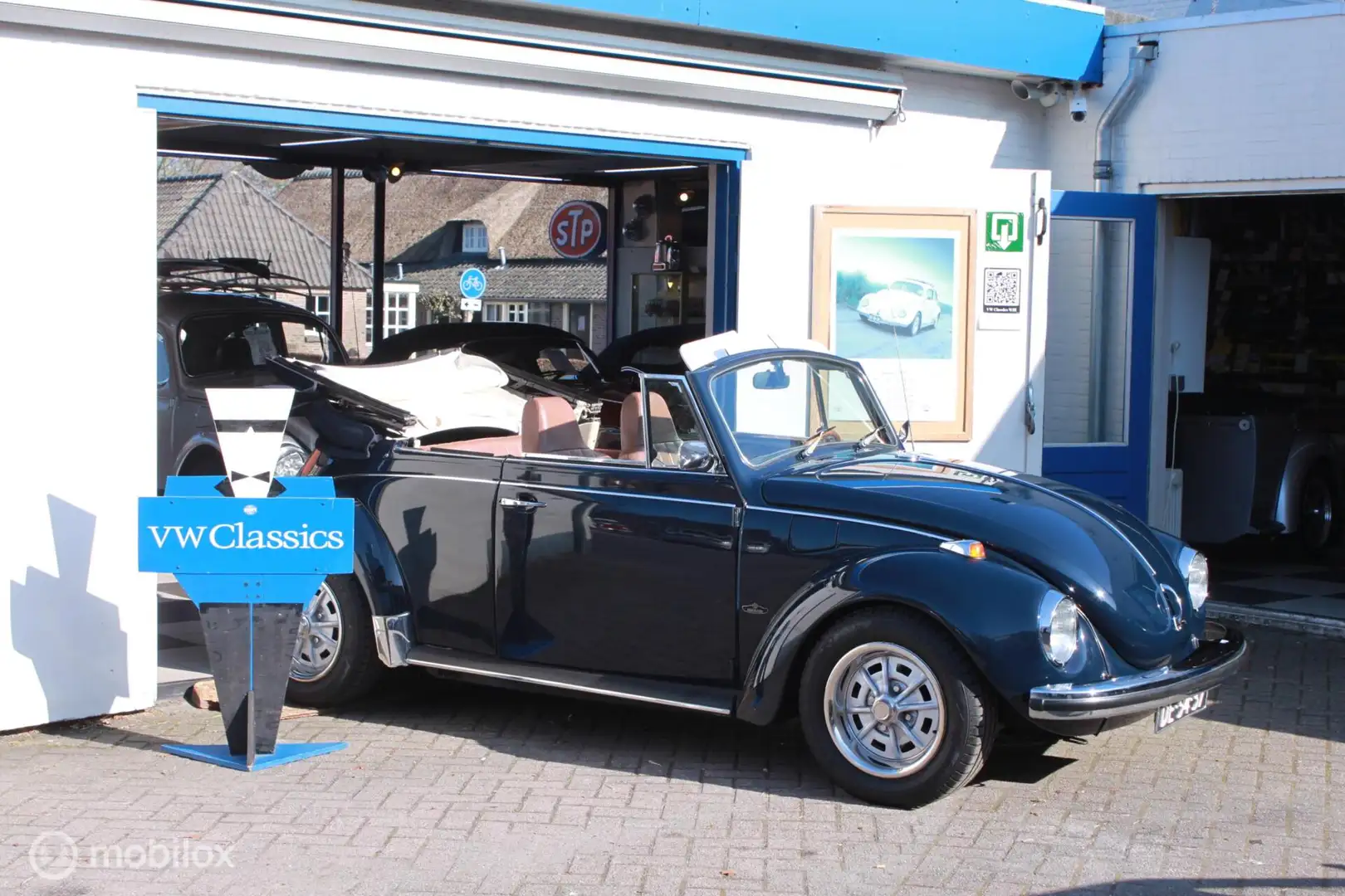 Volkswagen Kever Cabriolet 1302 LS Azul - 2