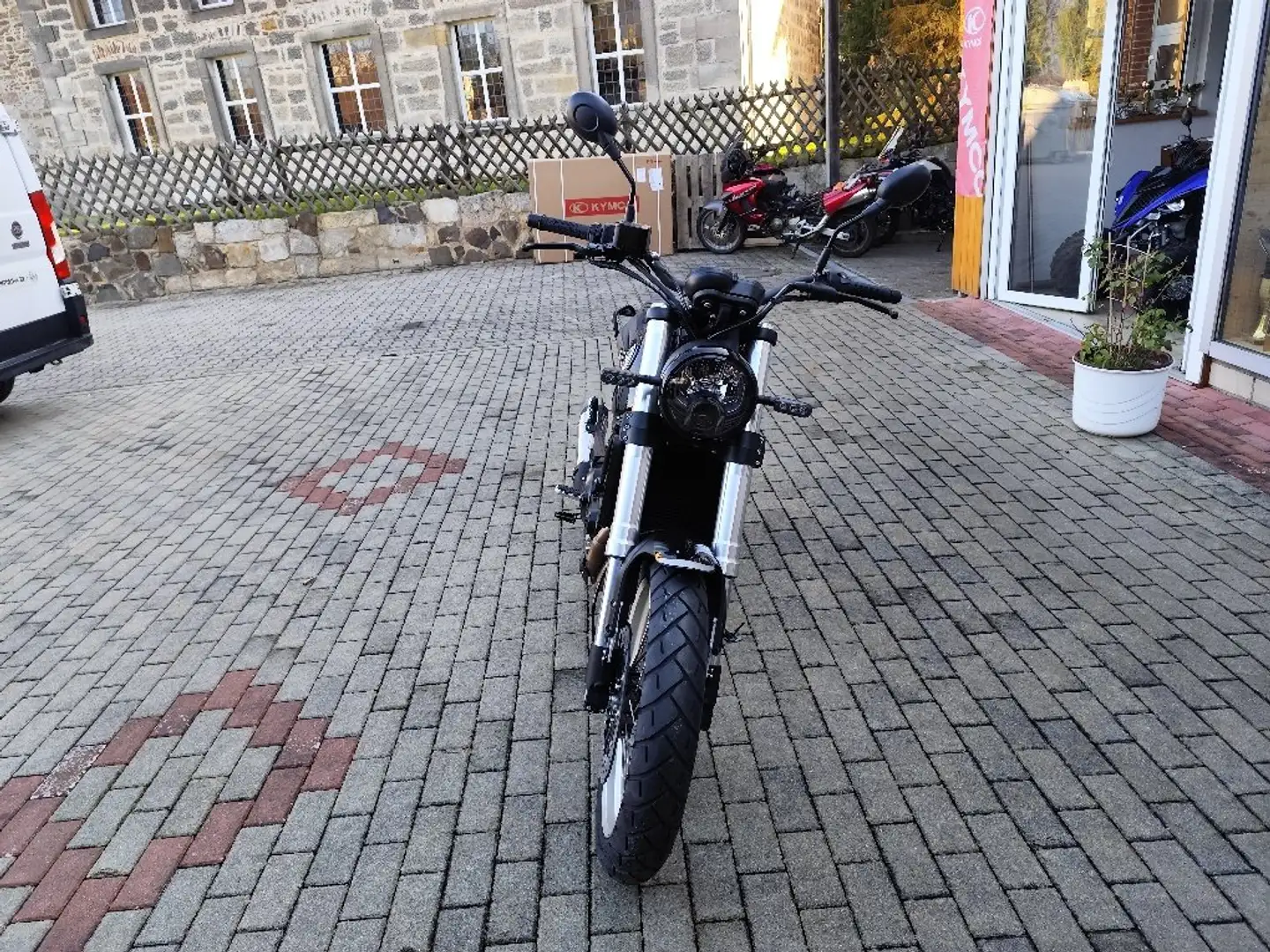 Benelli Leoncino 500 Trail Negro - 2