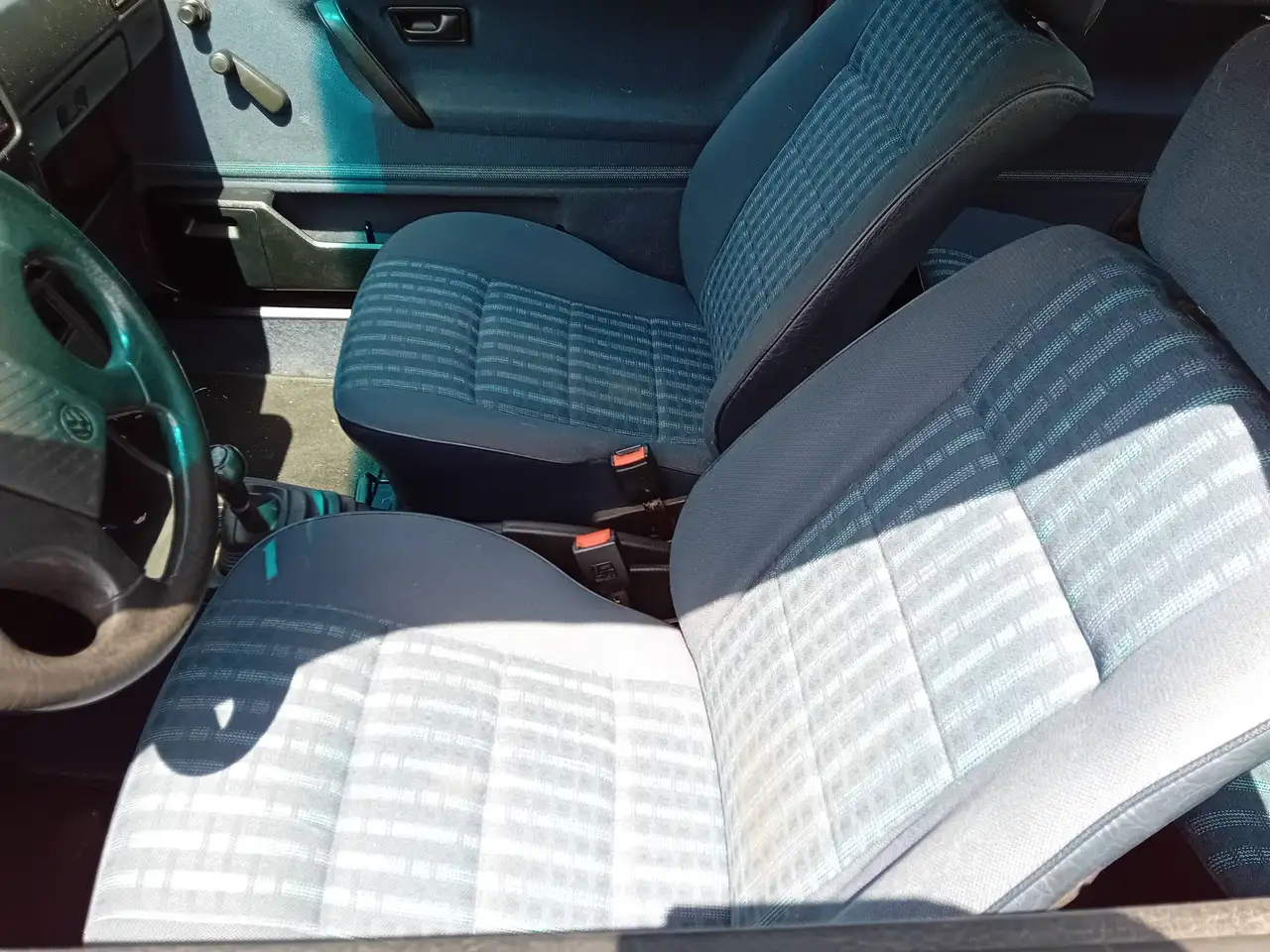 Volkswagen Golf 1.3 Inj., foto 2