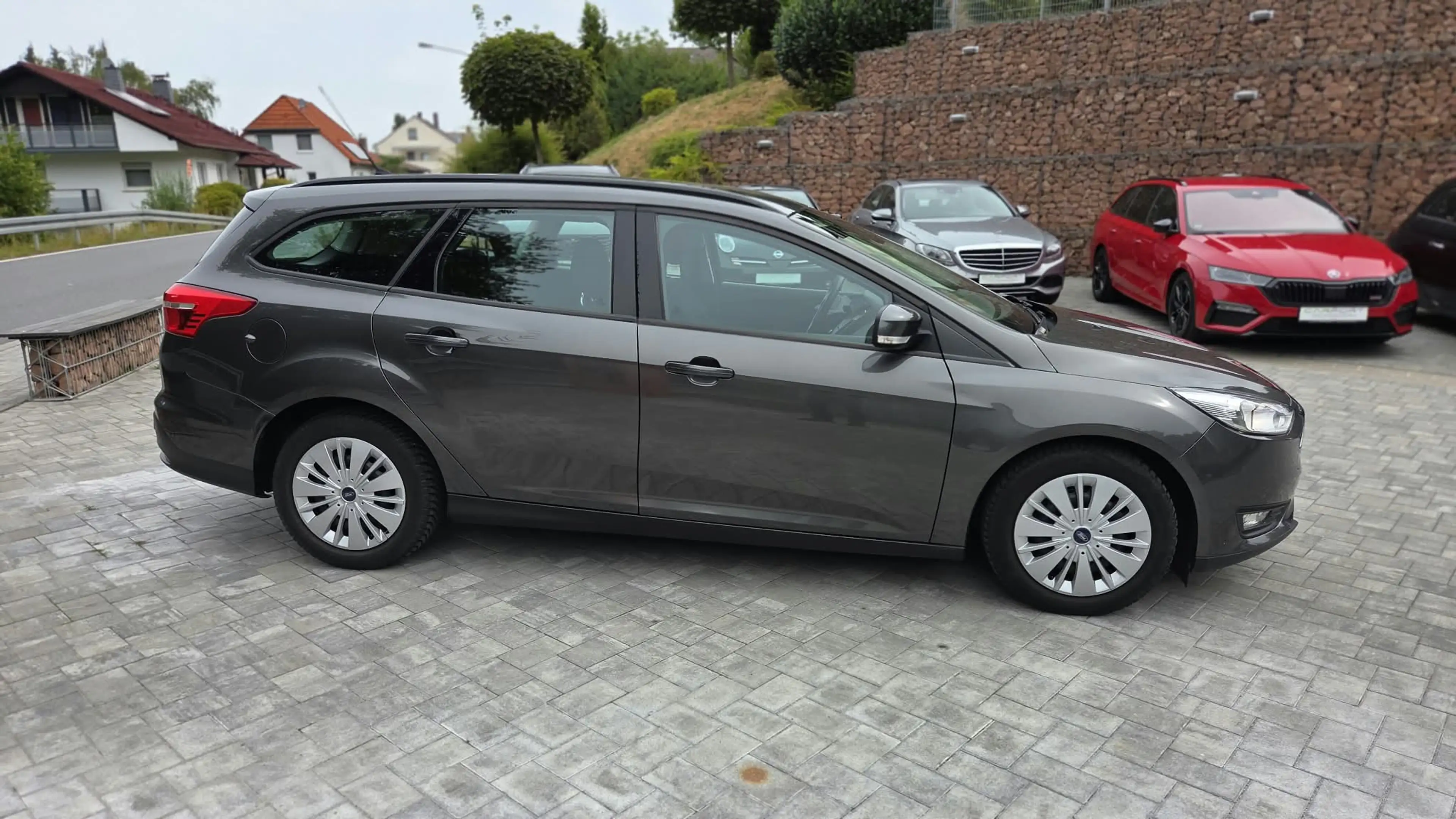 Ford Focus Trend — photo 5