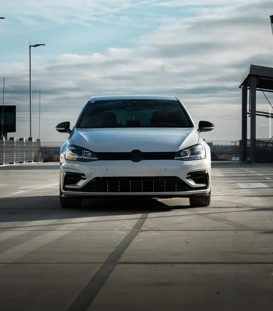 Volkswagen Golf R Grau - 2