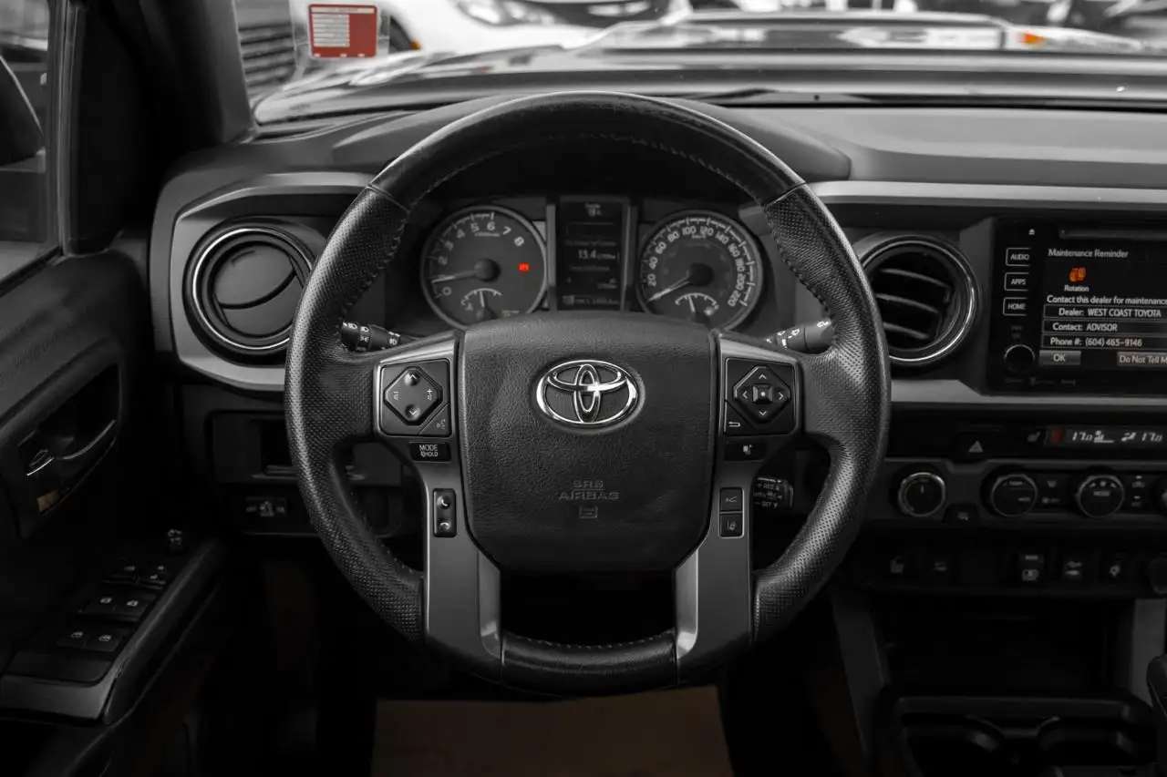 Toyota Tacoma photo Toyota Tacoma