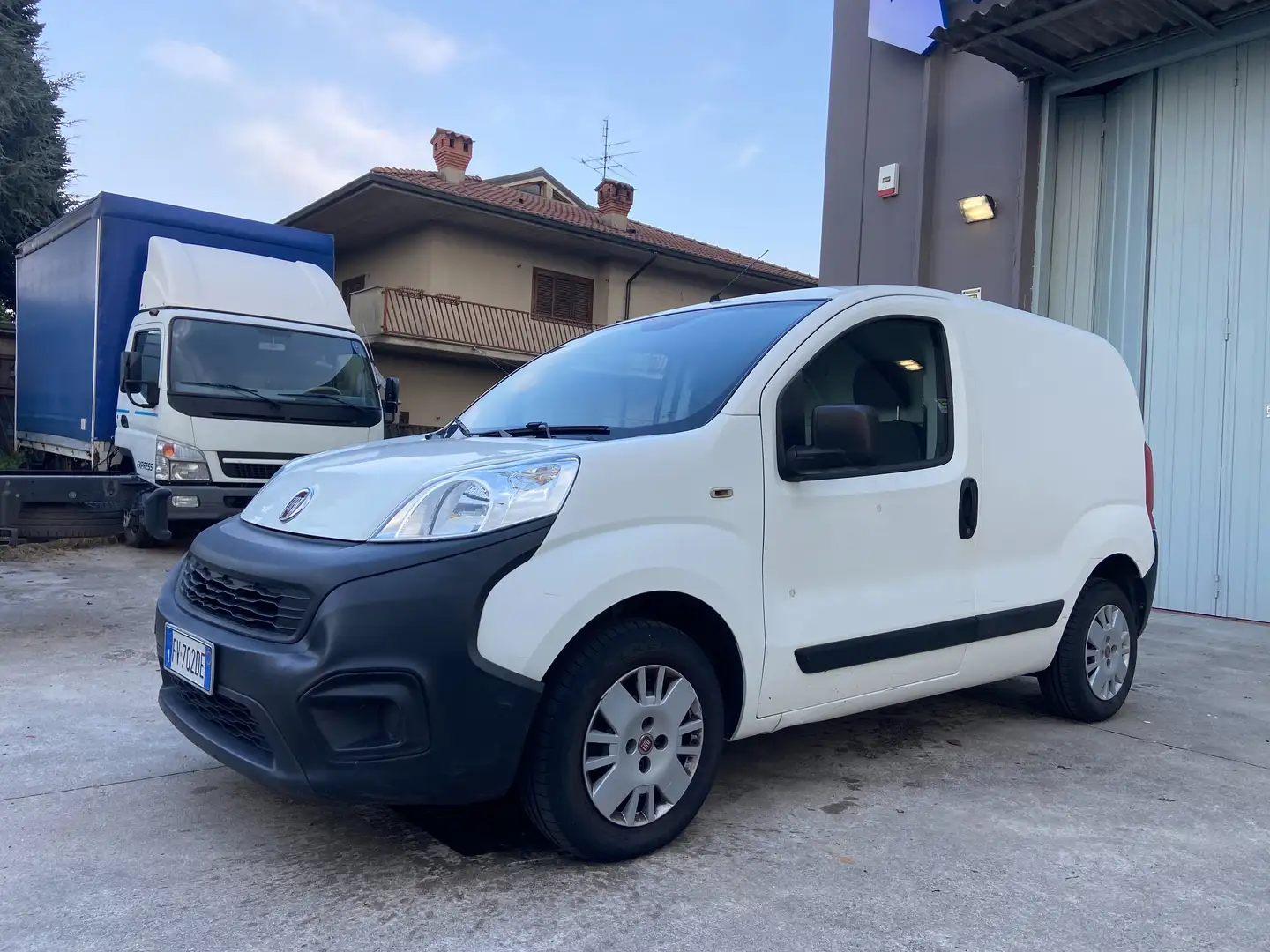 Fiat Fiorino 1.3/EURO 6B/150000 KM/2018 Wit - 1