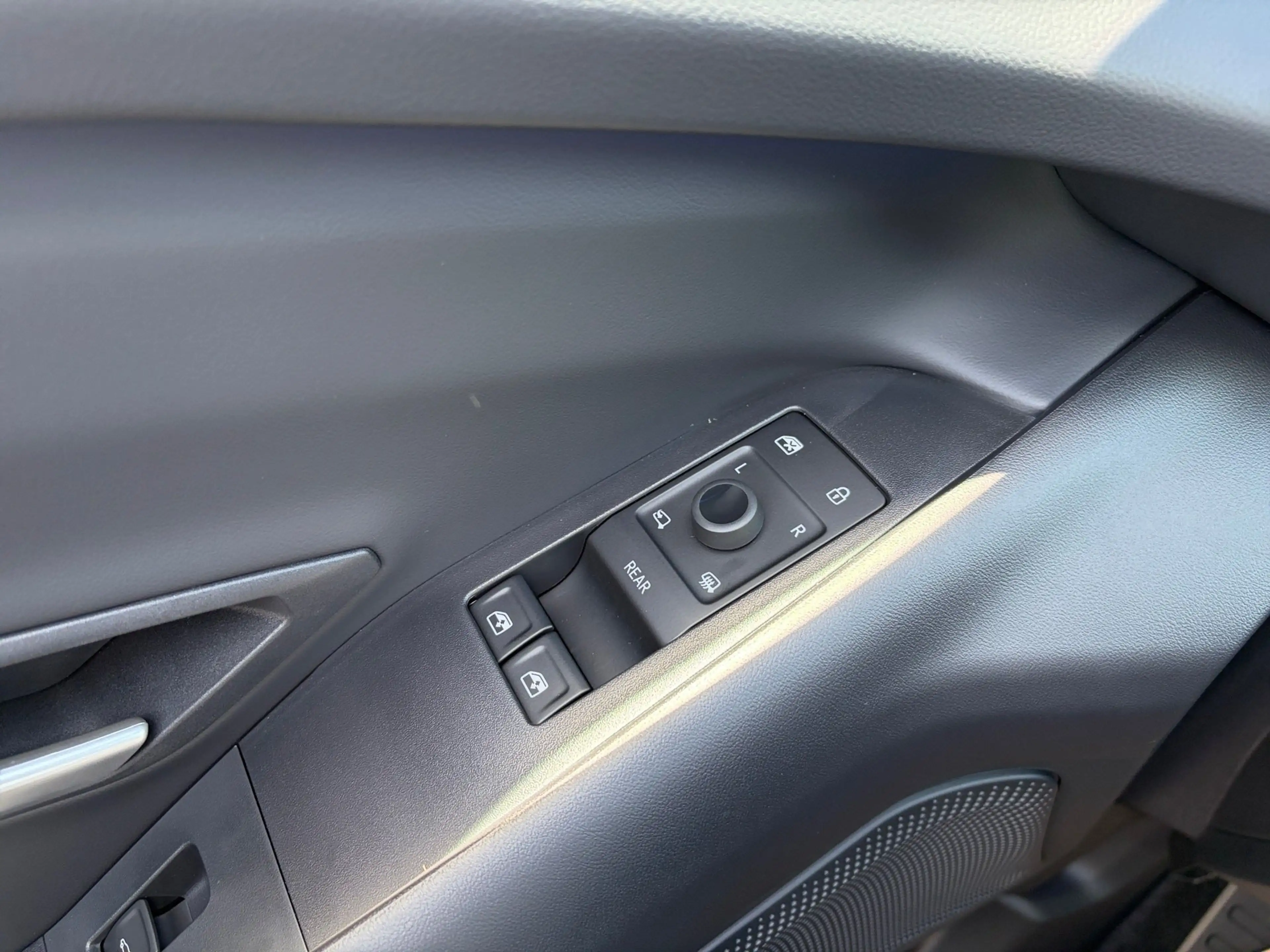 Ford Explorer Ext 79 KWH Collection ACC — photo 15