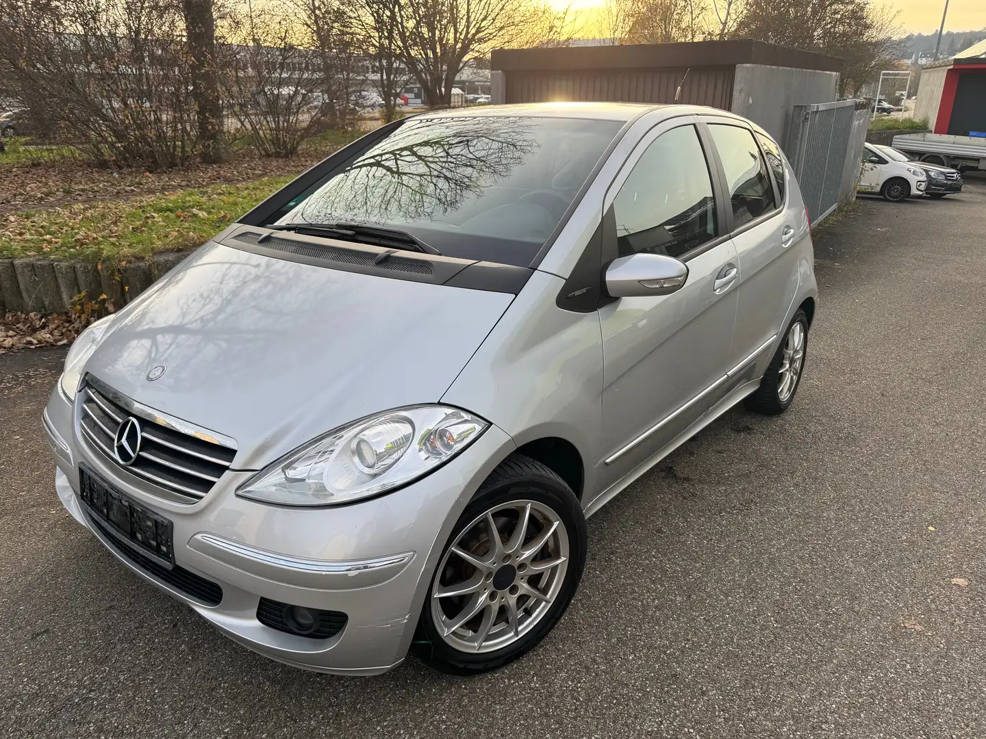 Mercedes-Benz A 150 Avantgarde, Tüv NEU, Sitzheizung Silber - 1