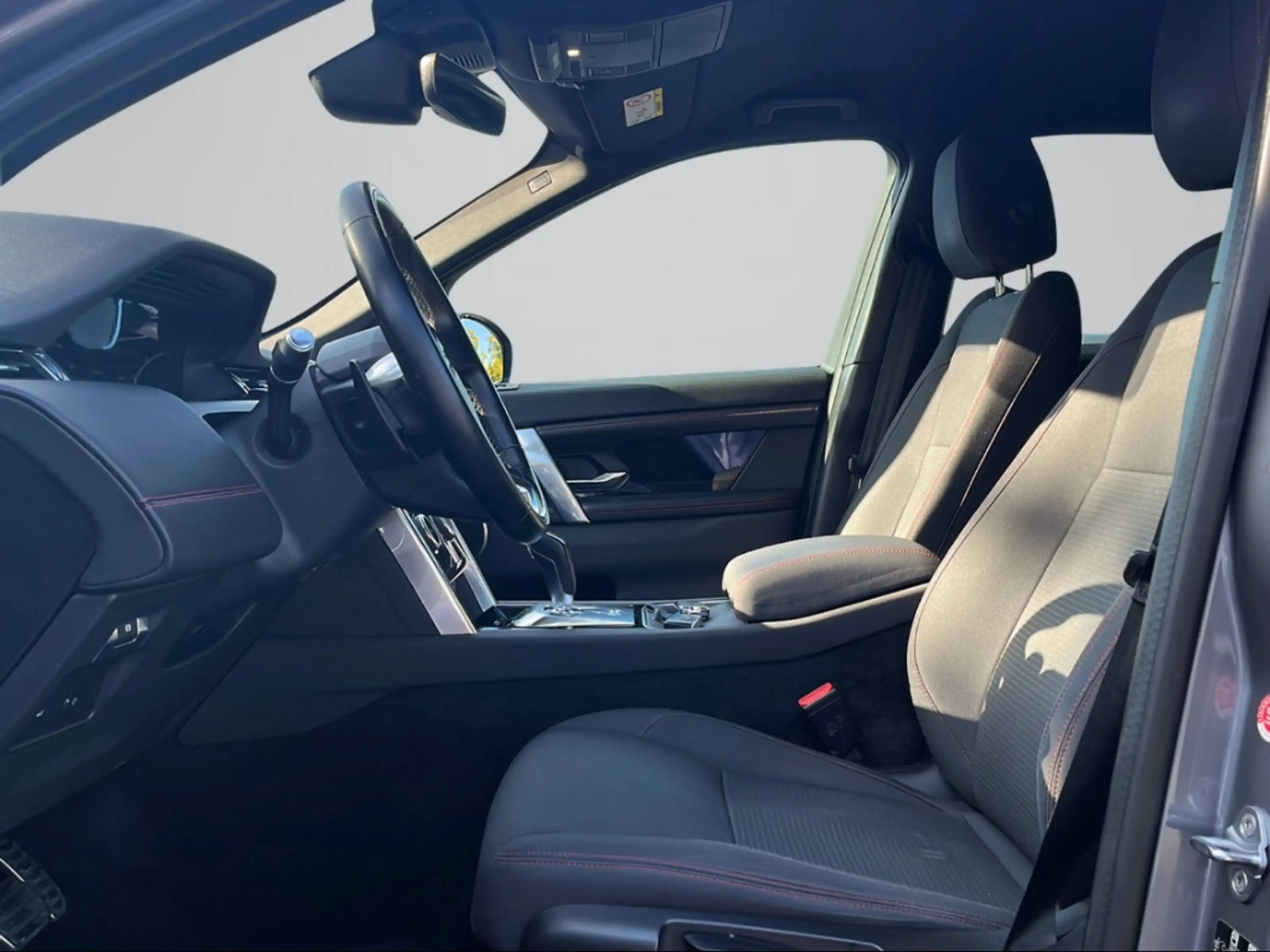 Land Rover Discovery Sport R-Dynamic AWD AHK-el. klappb. Navi Soundsystem 360 — photo 8