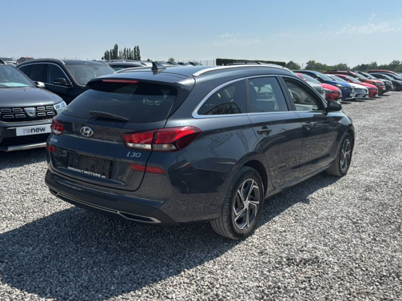 Hyundai i30 i30 Wagon 1.5 T-GDi MHEV Techno — photo 3