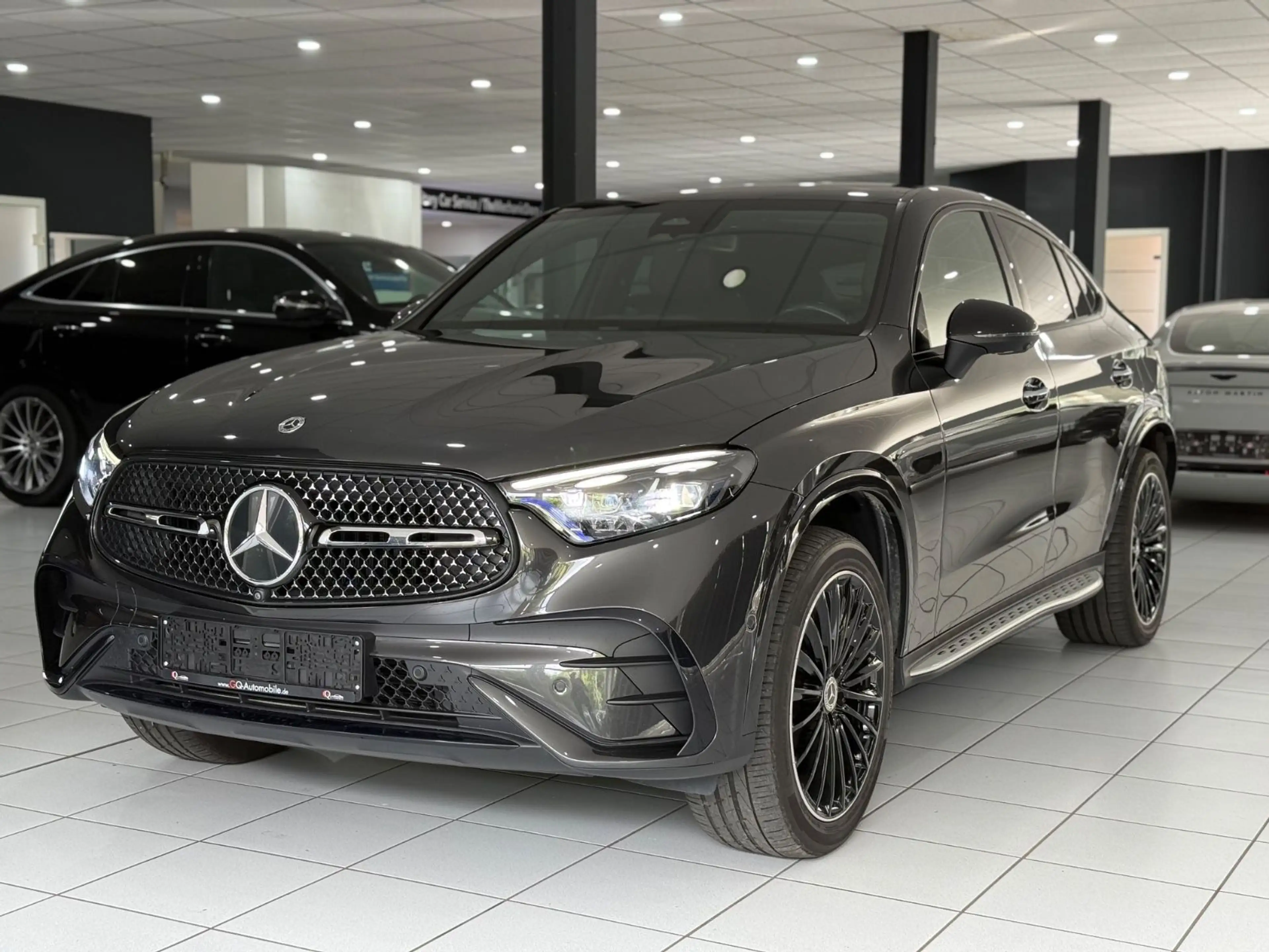 Mercedes-Benz GLC 300 de 4M Coupe*AMG*MASSAGE*MEMORY*PANO*DISTR