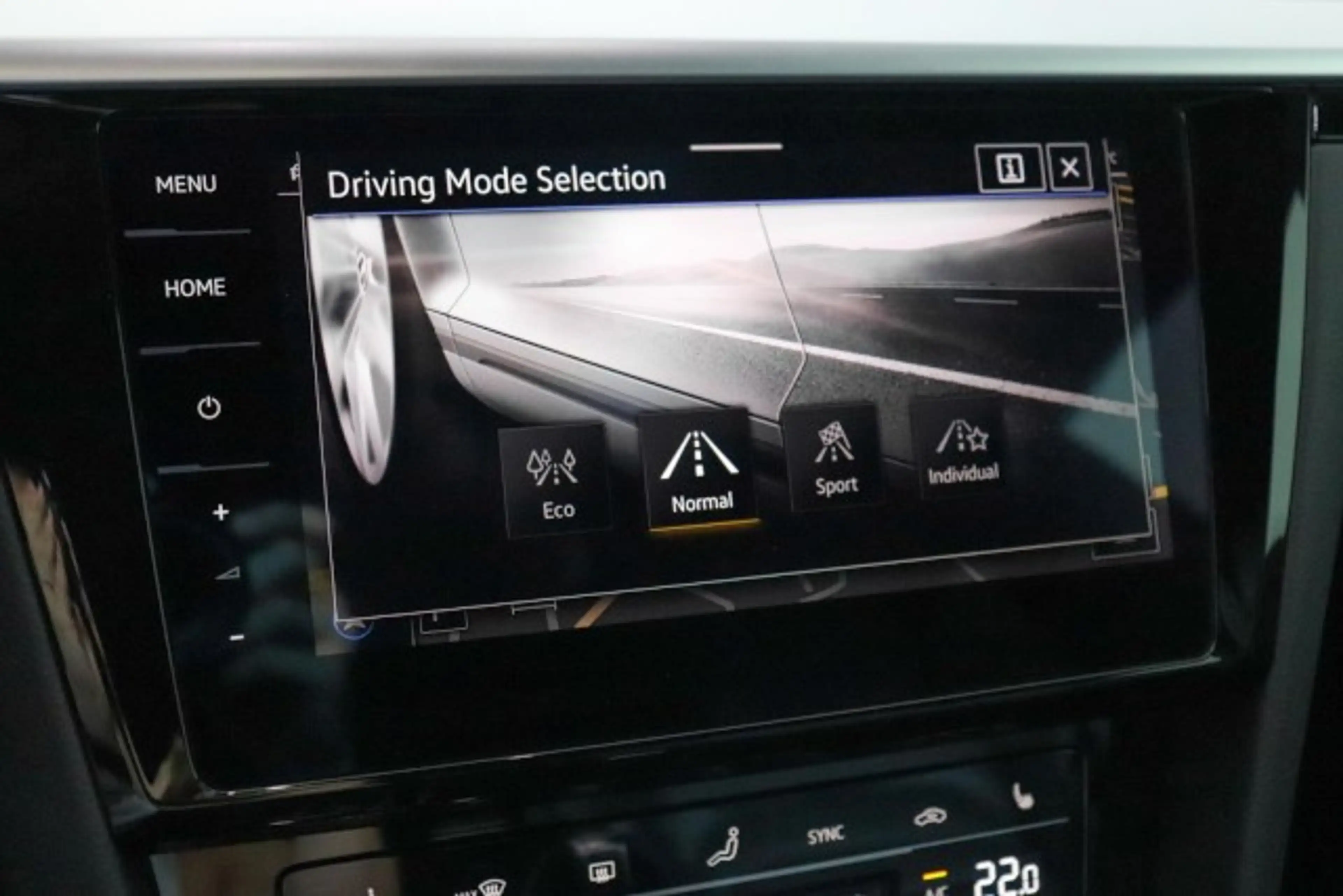 Volkswagen Arteon Shooting Brake 2.0 TDI R-Line 4Motion Klima Navi — photo 8