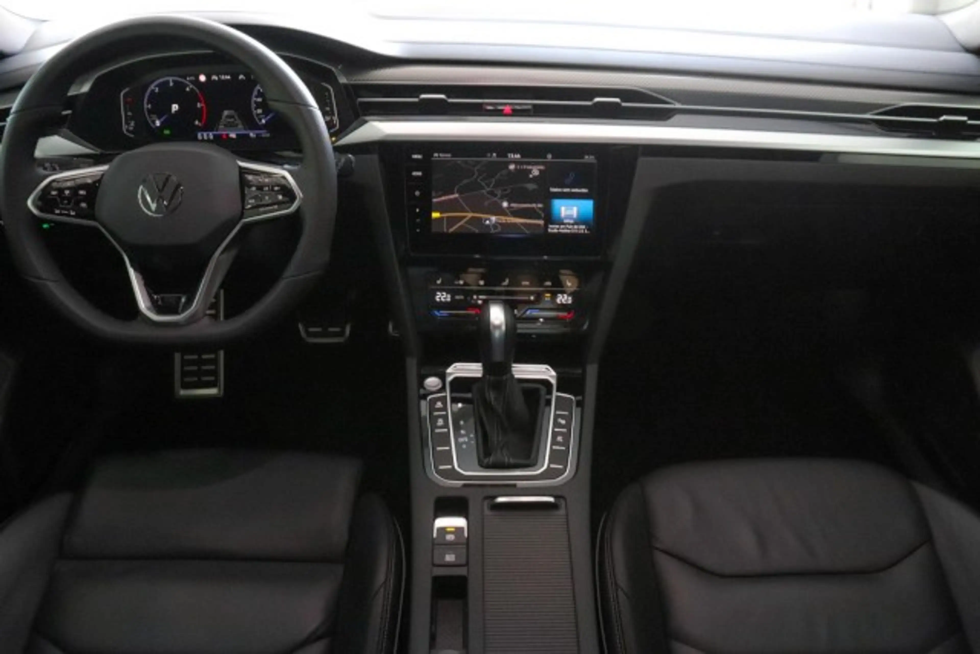 Volkswagen Arteon Shooting Brake 2.0 TDI R-Line 4Motion Klima Navi — photo 6