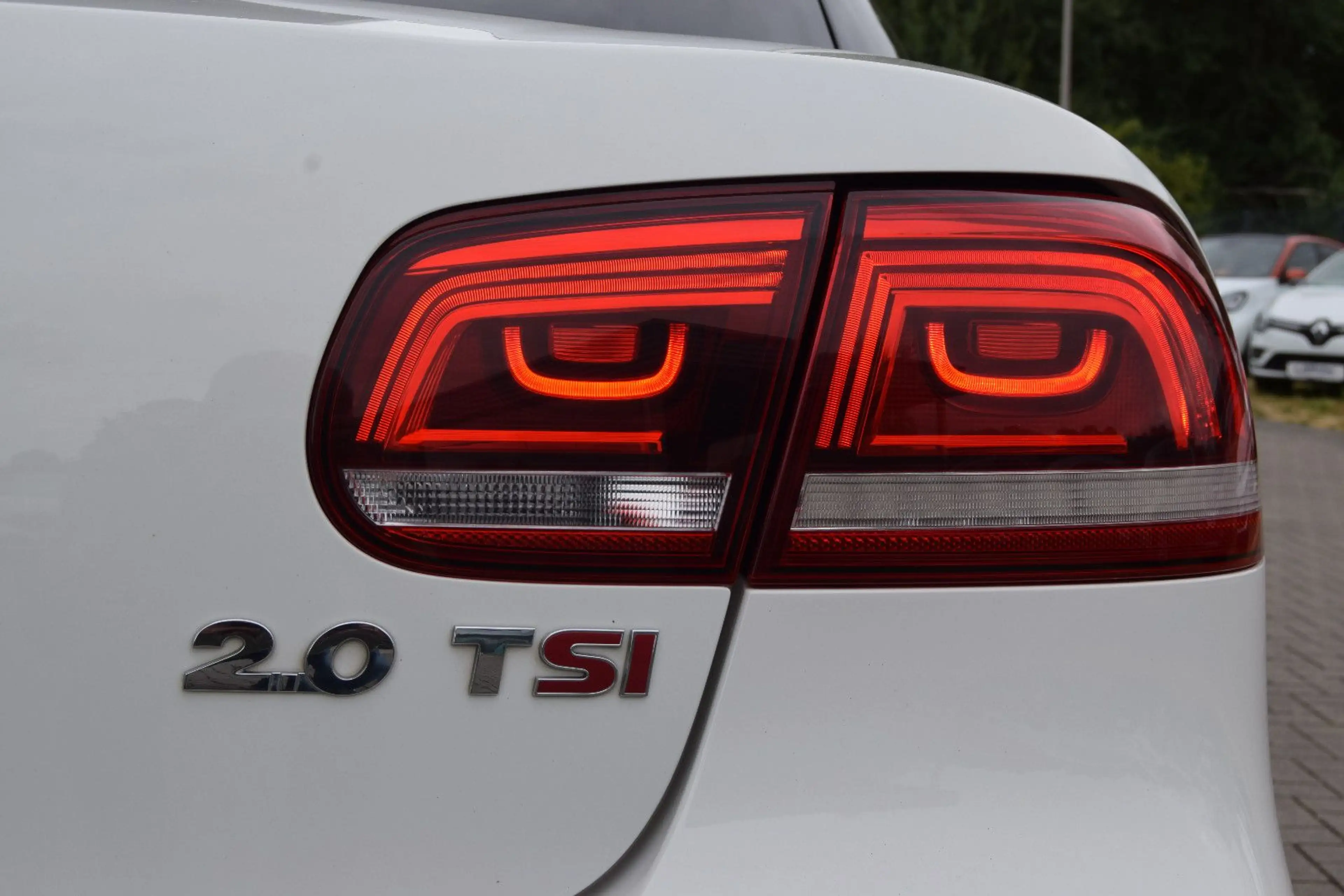 Volkswagen Eos Exclusive!AUTOMATIK!Navi,Leder,Xenon!AHK! — photo 9