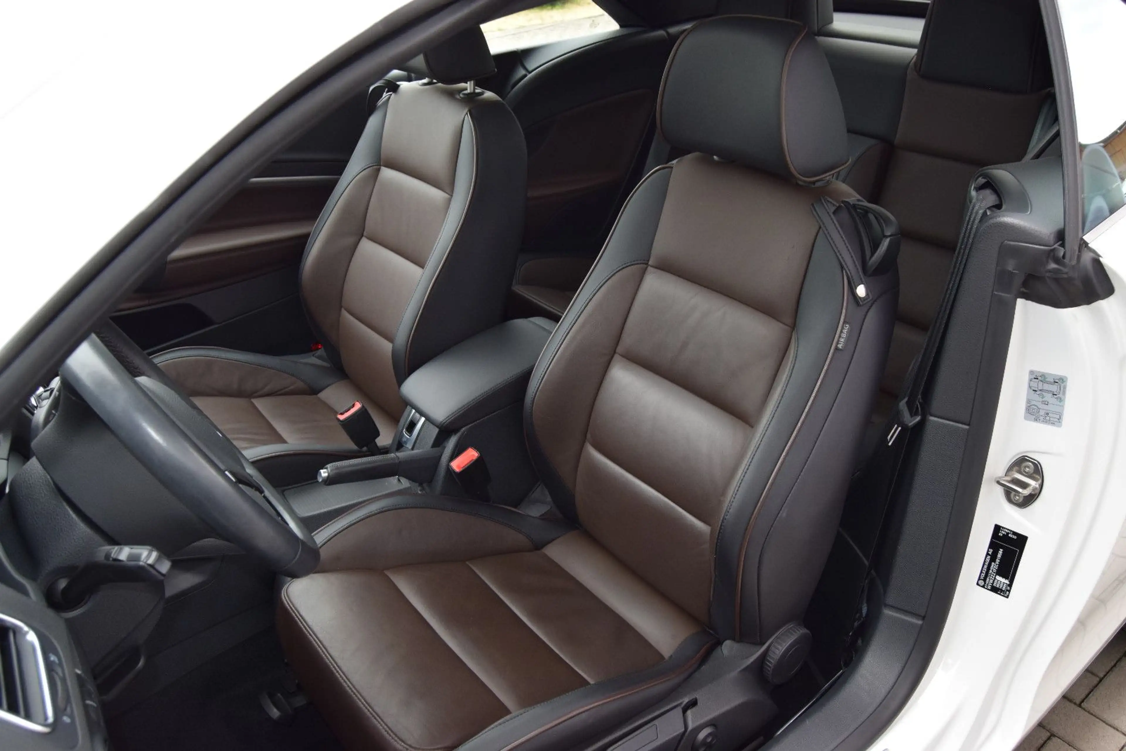 Volkswagen Eos Exclusive!AUTOMATIK!Navi,Leder,Xenon!AHK! — photo 12
