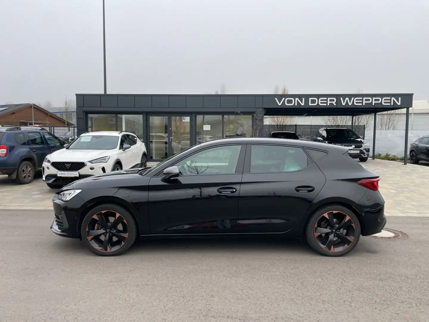 CUPRA Leon eTSI DSG Navi Kamera Full Link Sitzheizung Klima Noir - 2