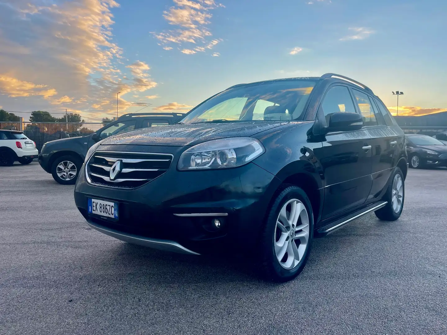 Renault Koleos Koleos 2.0 dci Dynamique aut 4x4 150cv Noir - 1