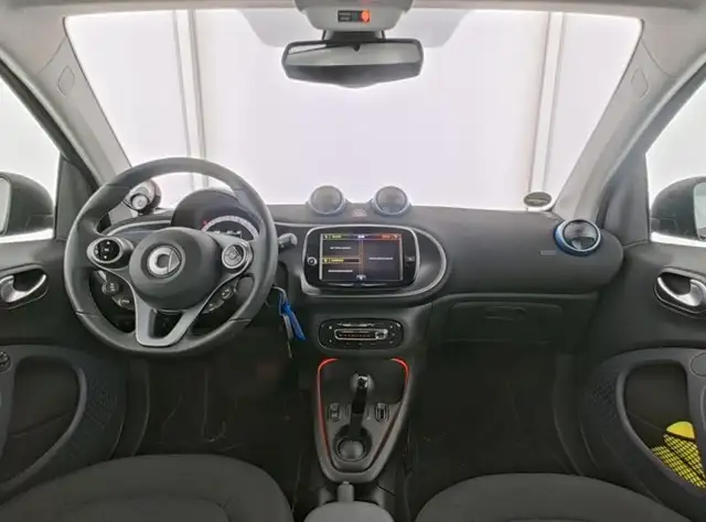 smart Fortwo view 8