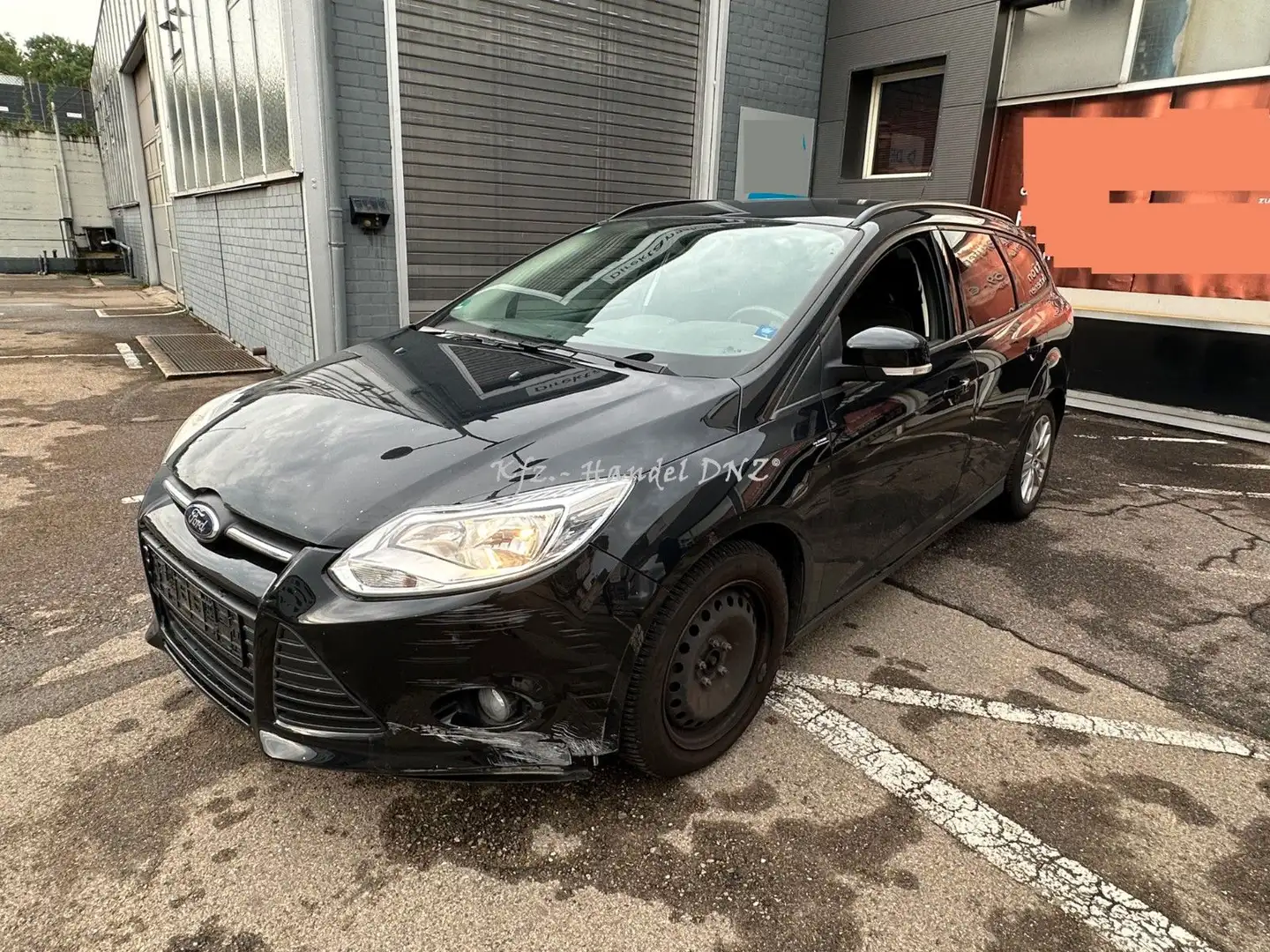 Ford Focus 1.0 Turnier Trend *KLIMA*110 TKM*EURO-5* Noir - 1