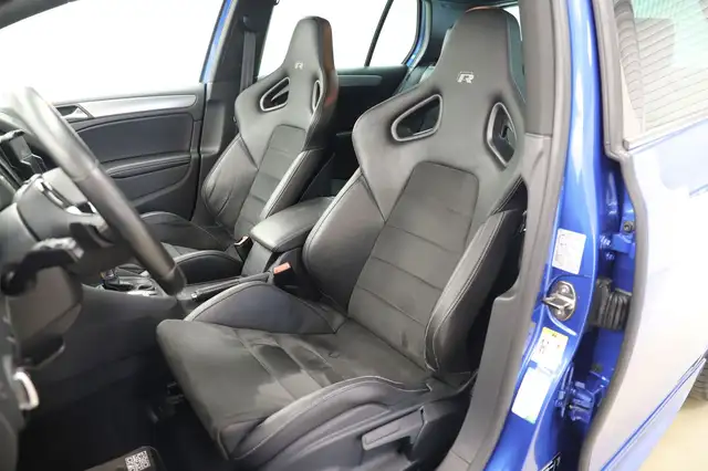 Volkswagen Golf view 10