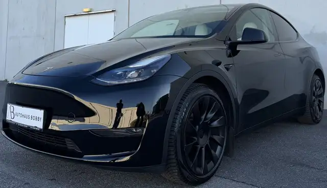 Tesla Model Y Maximale Reichweite Dual AWD 2.Besitz