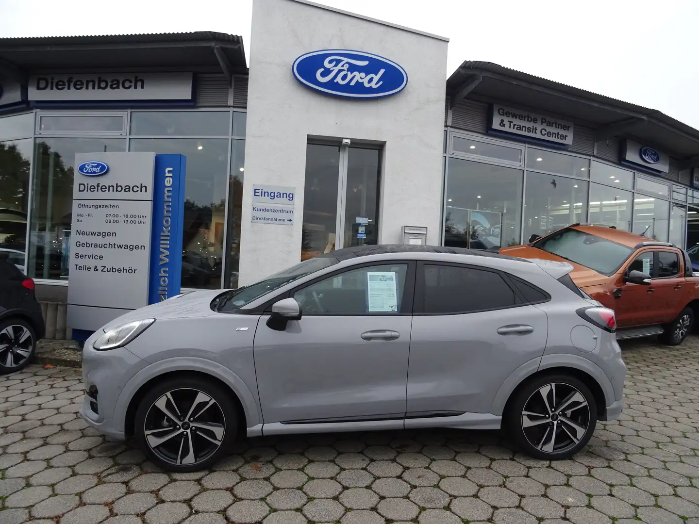 Ford Puma 1.0 Ecoboost ST-Line X +Panorama+LED+Kamera+B&O Grau - 1