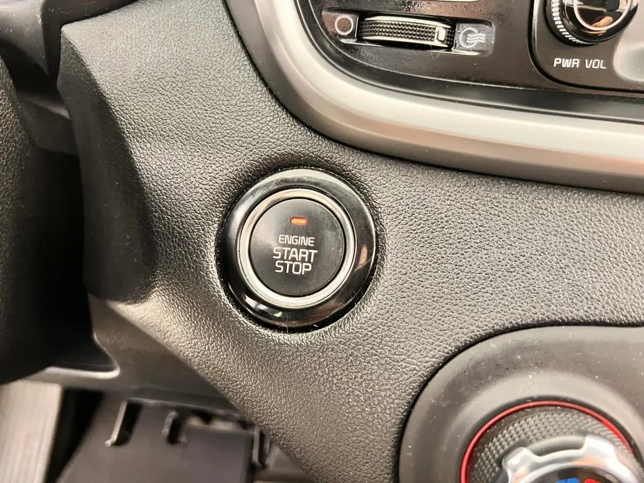 Kia Sorento снимка Kia Sorento