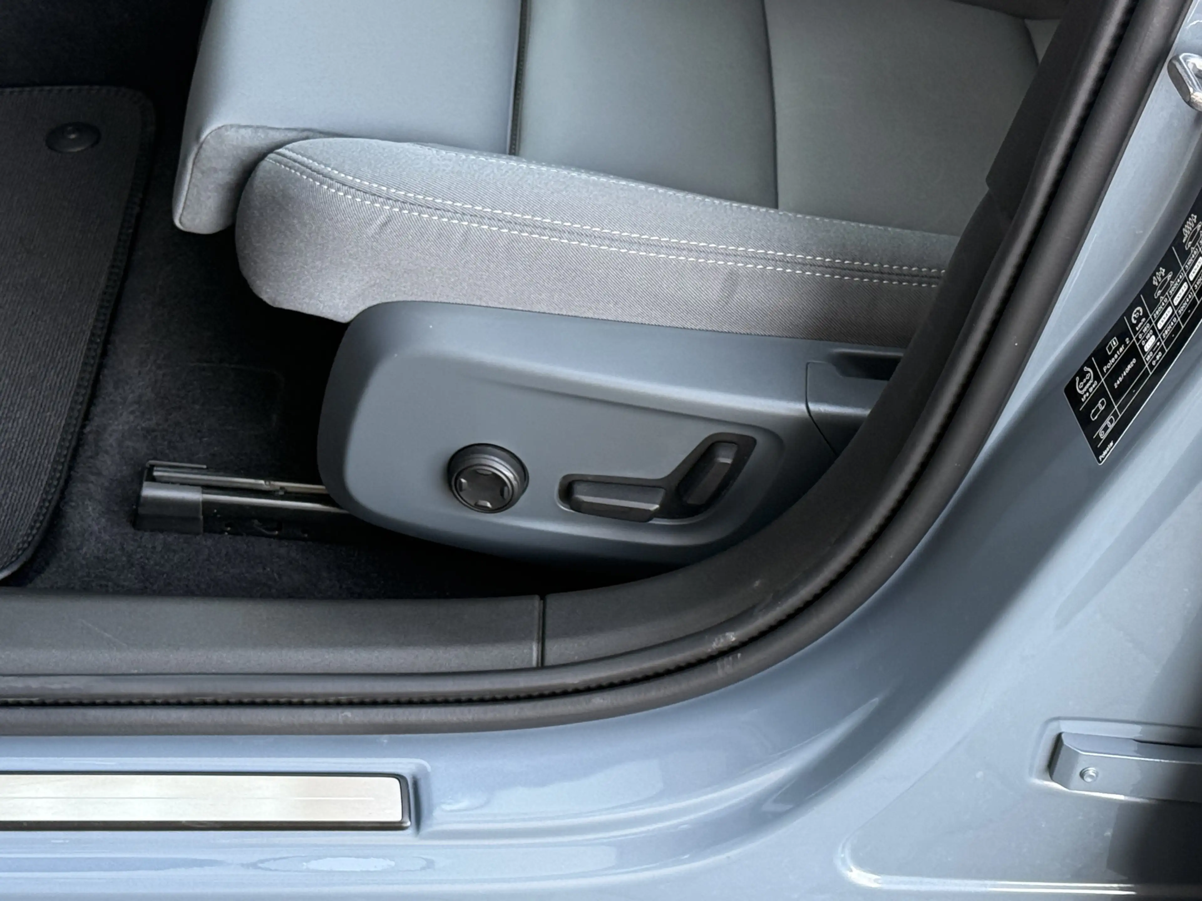 Polestar 2 Standard Range Single Motor 63kWh Mem. Stoel / Cam — photo 44