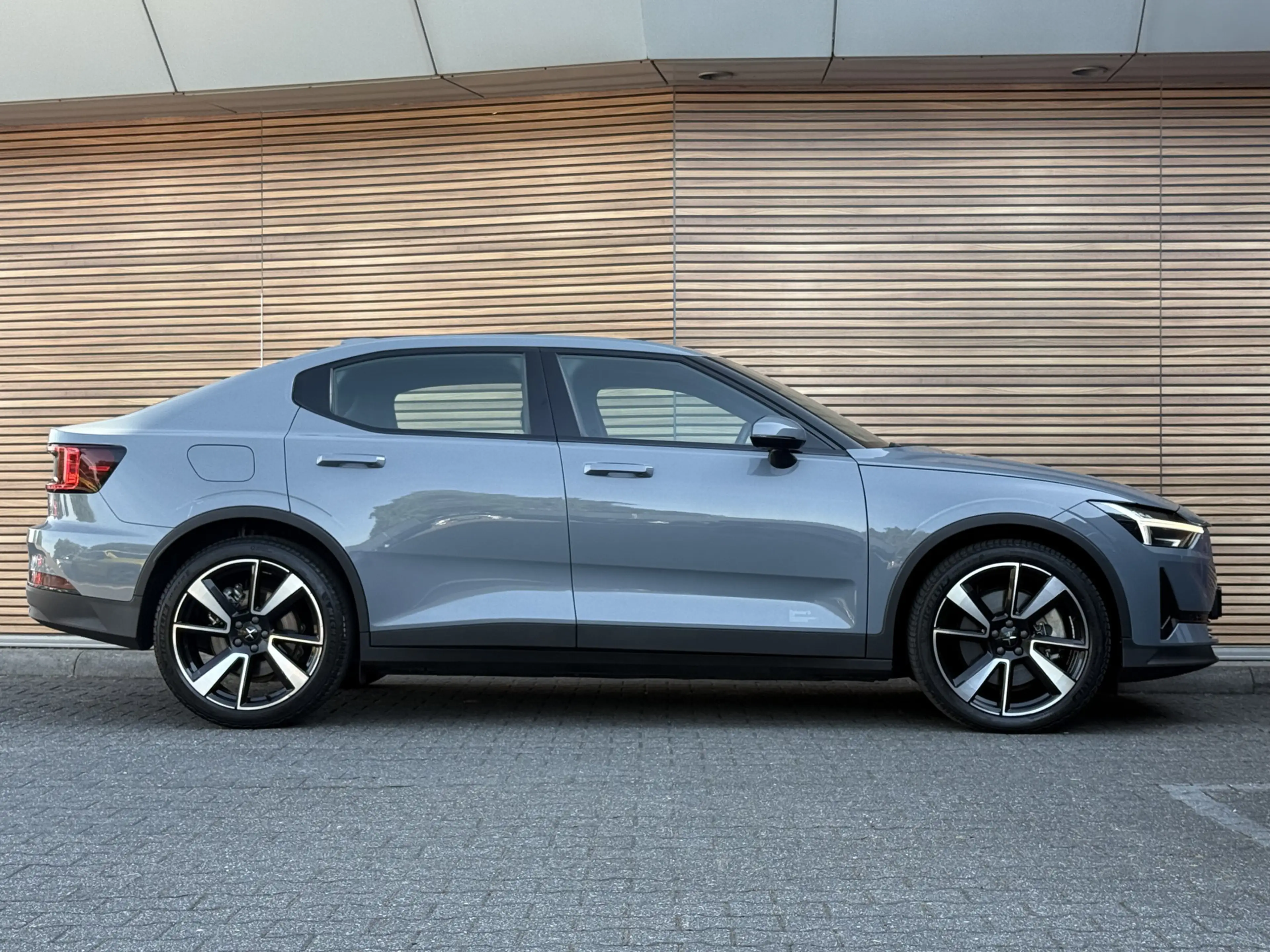 Polestar 2 Standard Range Single Motor 63kWh Mem. Stoel / Cam — photo 6