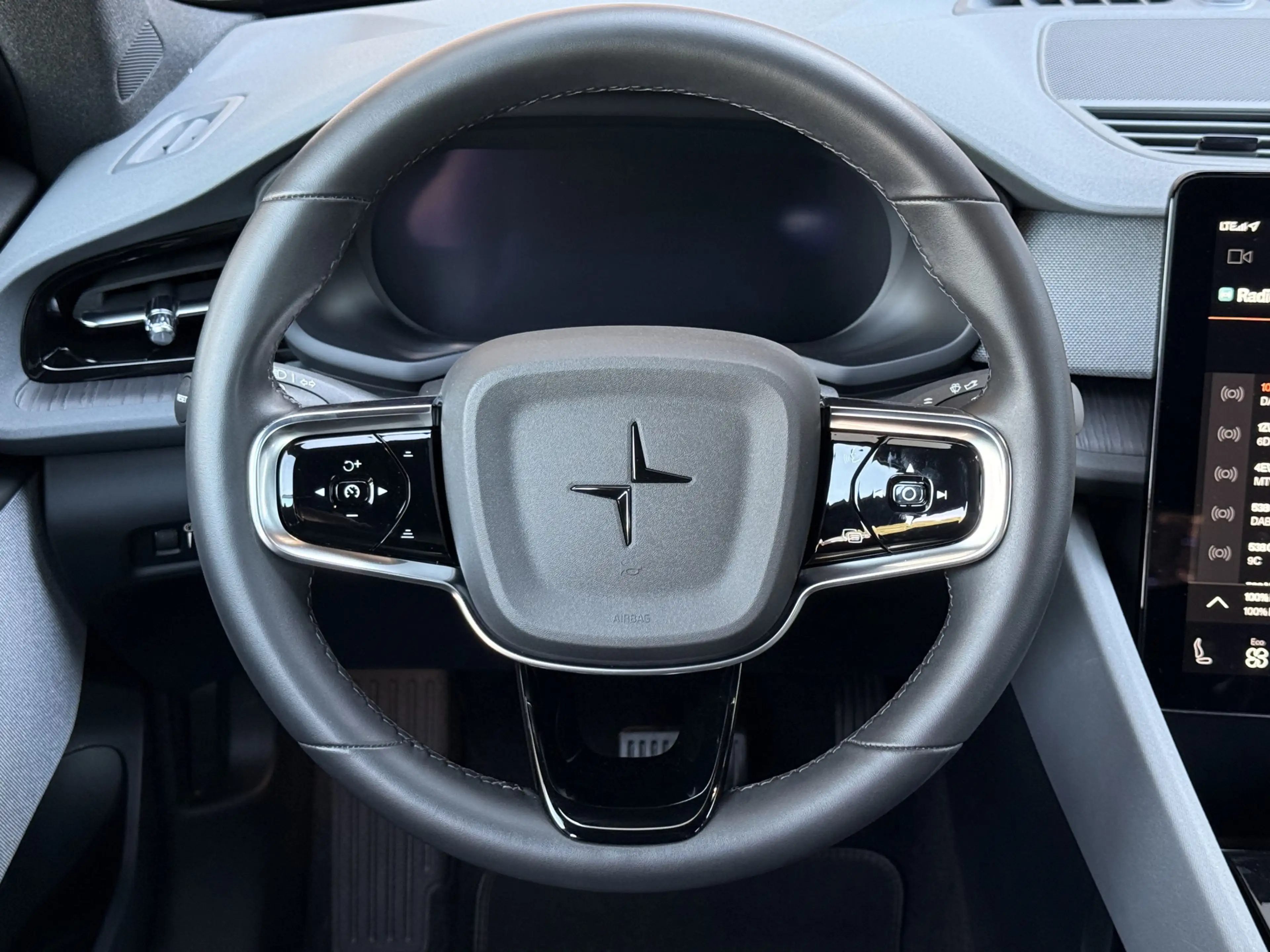 Polestar 2 Standard Range Single Motor 63kWh Mem. Stoel / Cam — photo 23