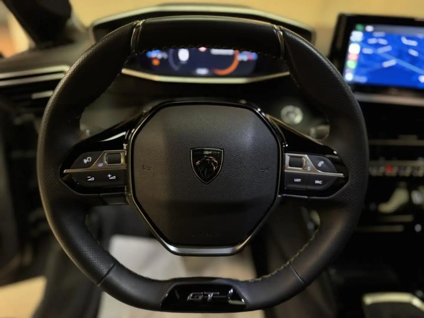 Peugeot 208 1.2i GT **DEMO** SELENIUM GPS|CAMERA|PDC|PANO DAK| Grijs - 2