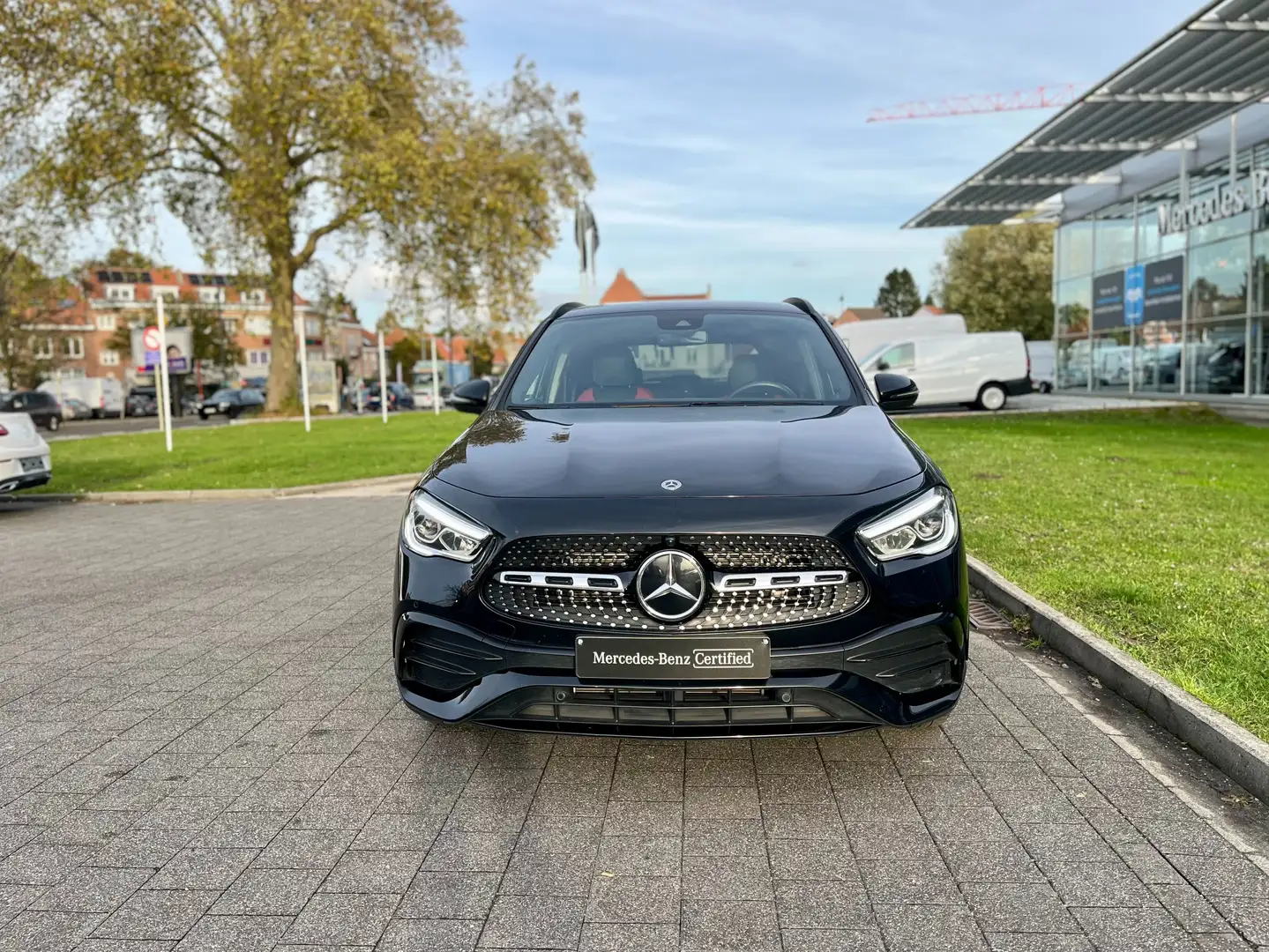 Mercedes-Benz GLA 250 GLA 250 e PHEV AMG Line Zwart - 2
