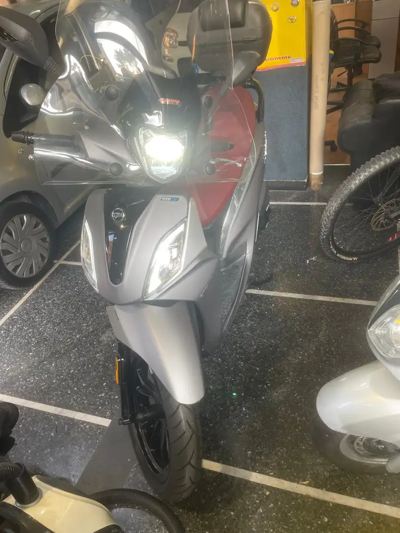 SYM Symphony 200 ST Grigio - 2