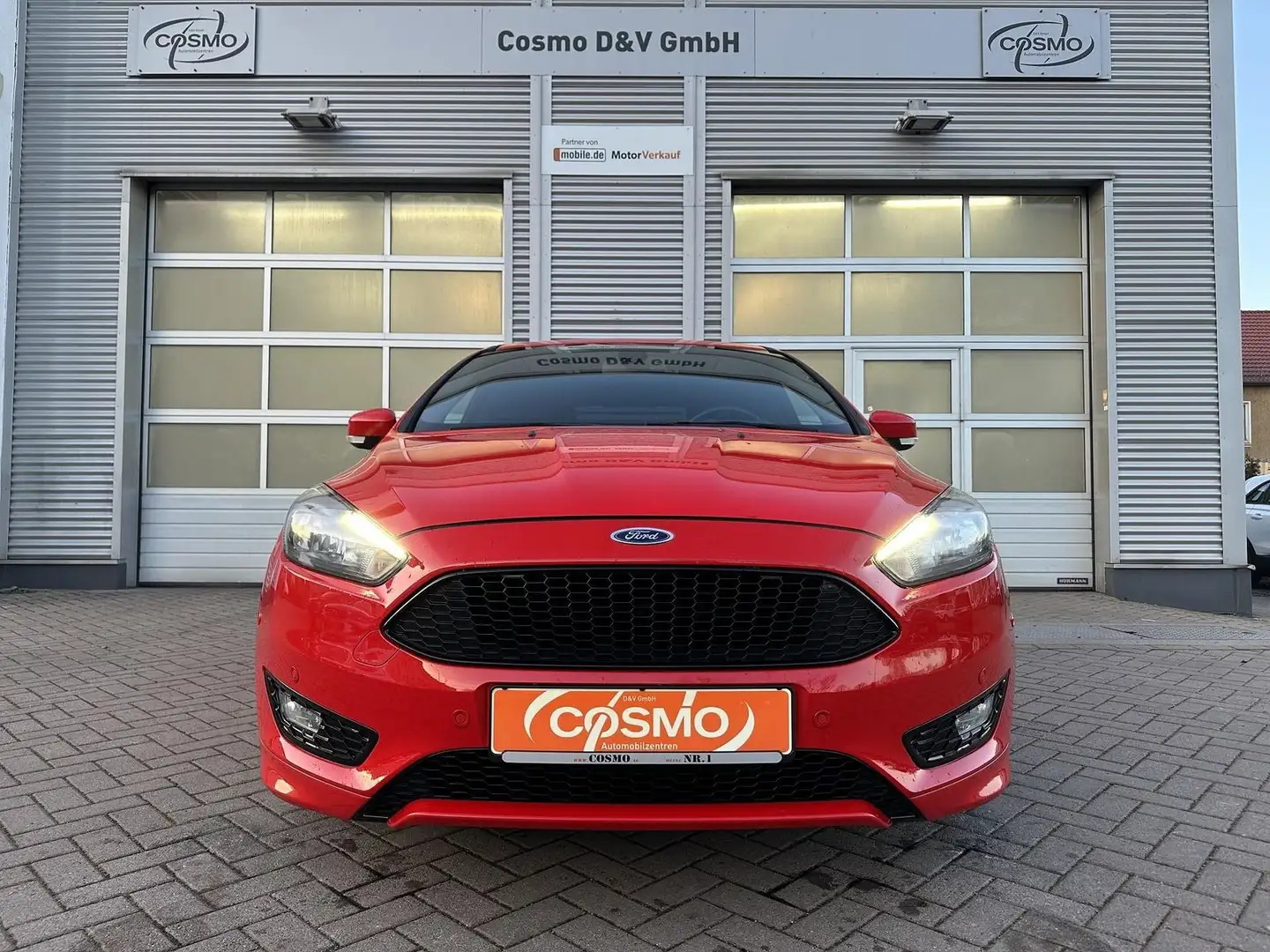 Ford Focus Lim. ST-Line Garantie 05/2027 +Navi+Sitzhz Rot - 2