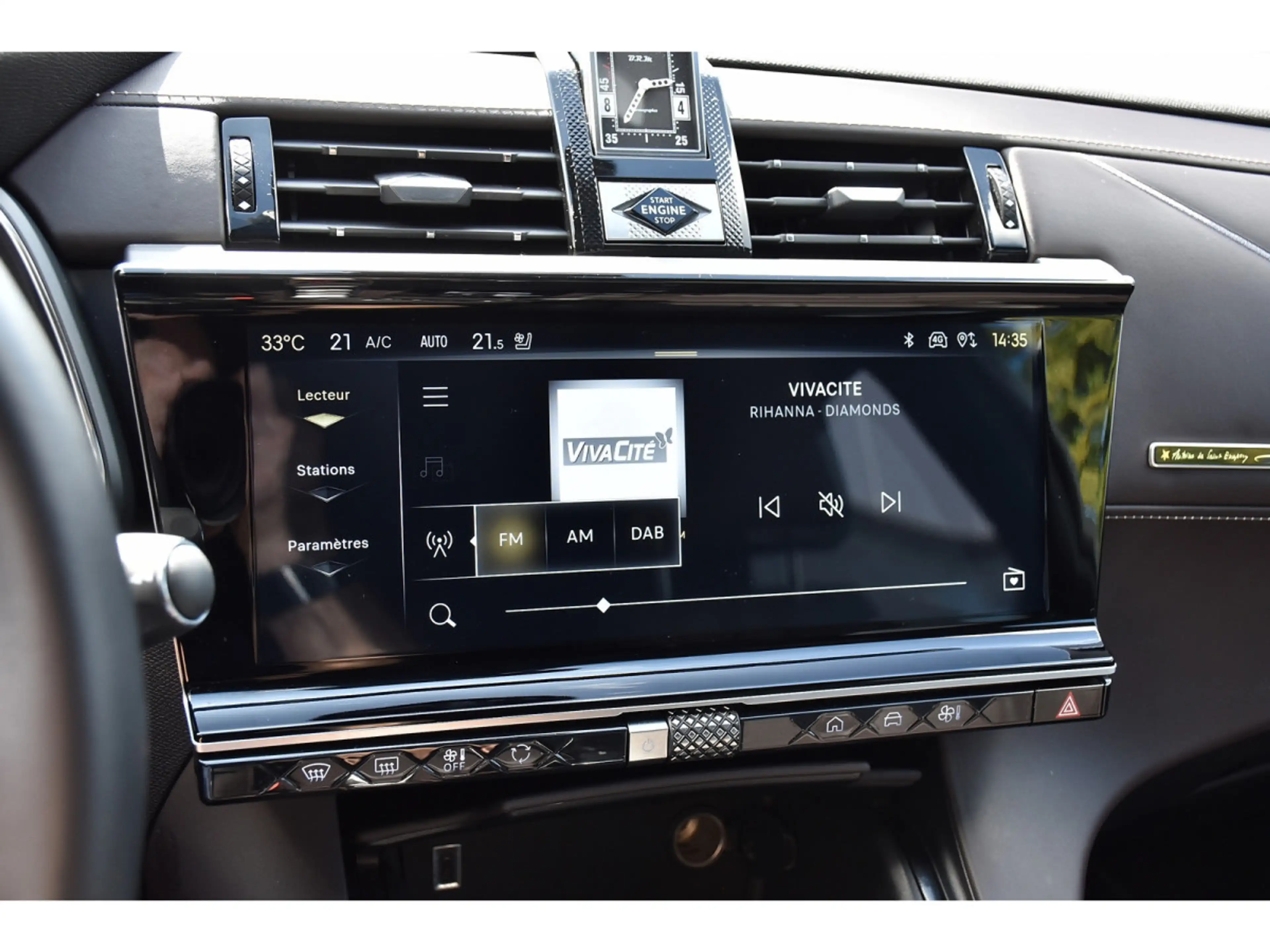 DS Automobiles DS 7 Crossback 1.6 Hybrid PHEV 300 AWD Antoine de Saint Exupéry — photo 11