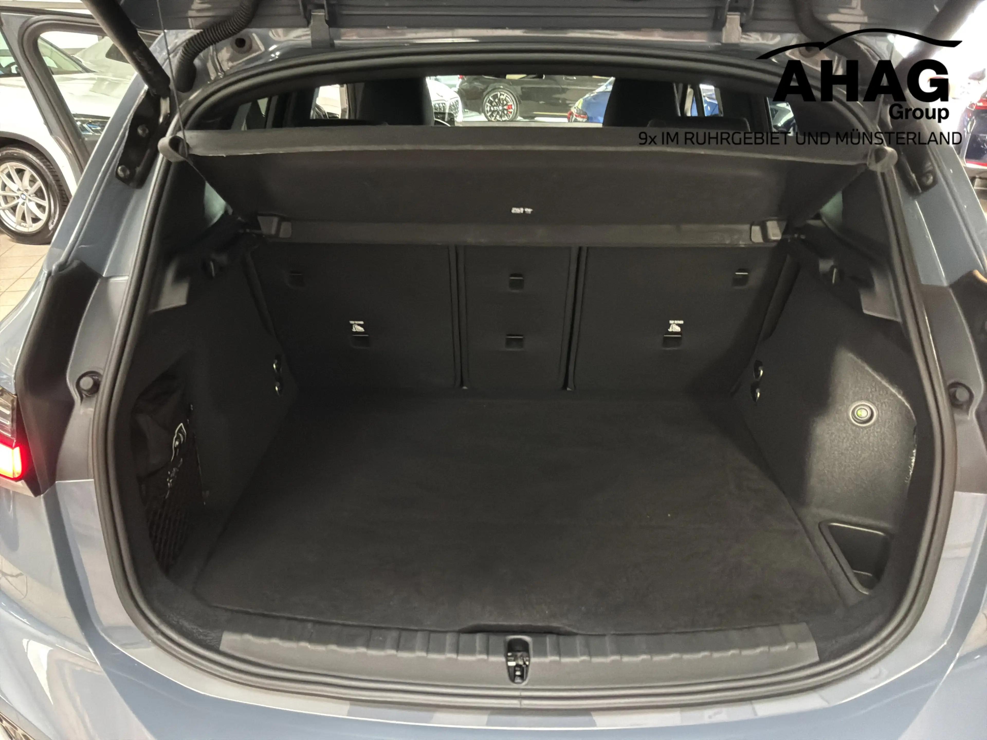 BMW 223 d xDrive — photo 13