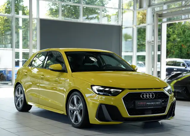 Audi A1 view 5