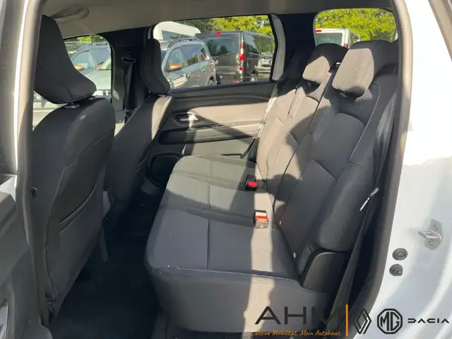 Dacia Jogger view 12
